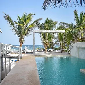 *** Hotel Lamar Front And Pool Mexique