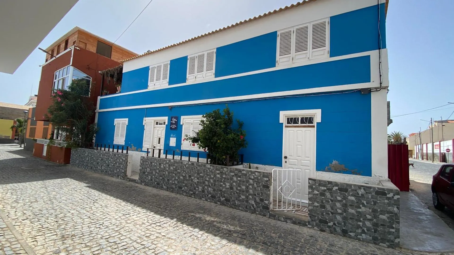 Casa Blu Guesthouse - Casa De Hospedes Santa Maria Bed & Breakfast